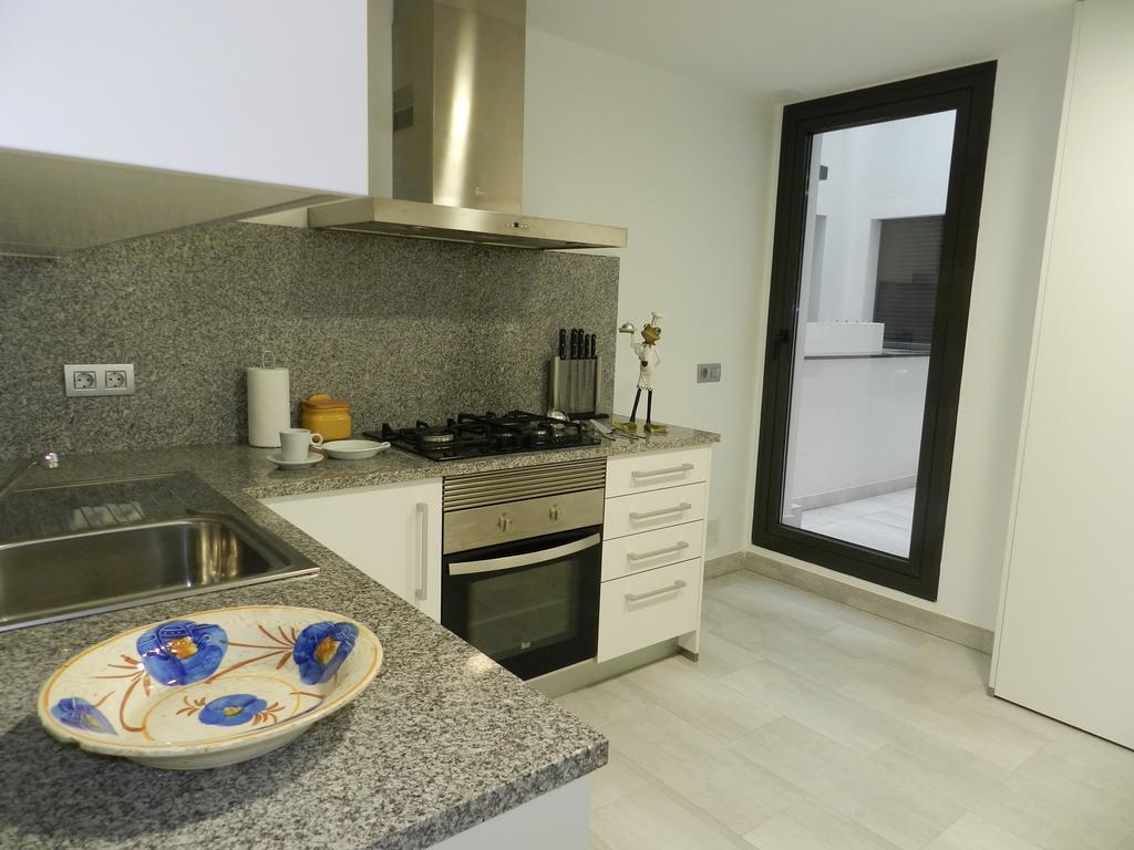 Apartment El Cine Roses